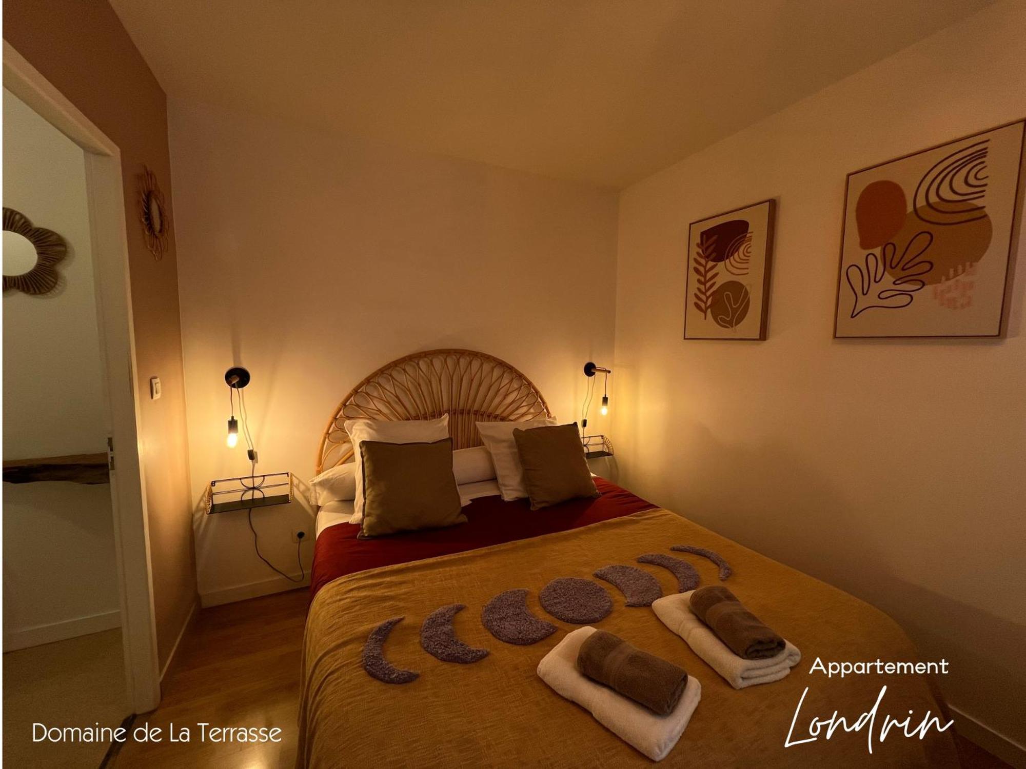Domaine De La Terrasse Apartment Carbonne Luaran gambar