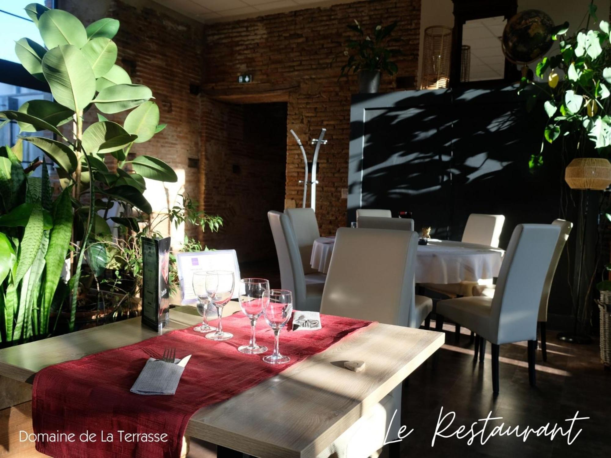Domaine De La Terrasse Apartment Carbonne Luaran gambar