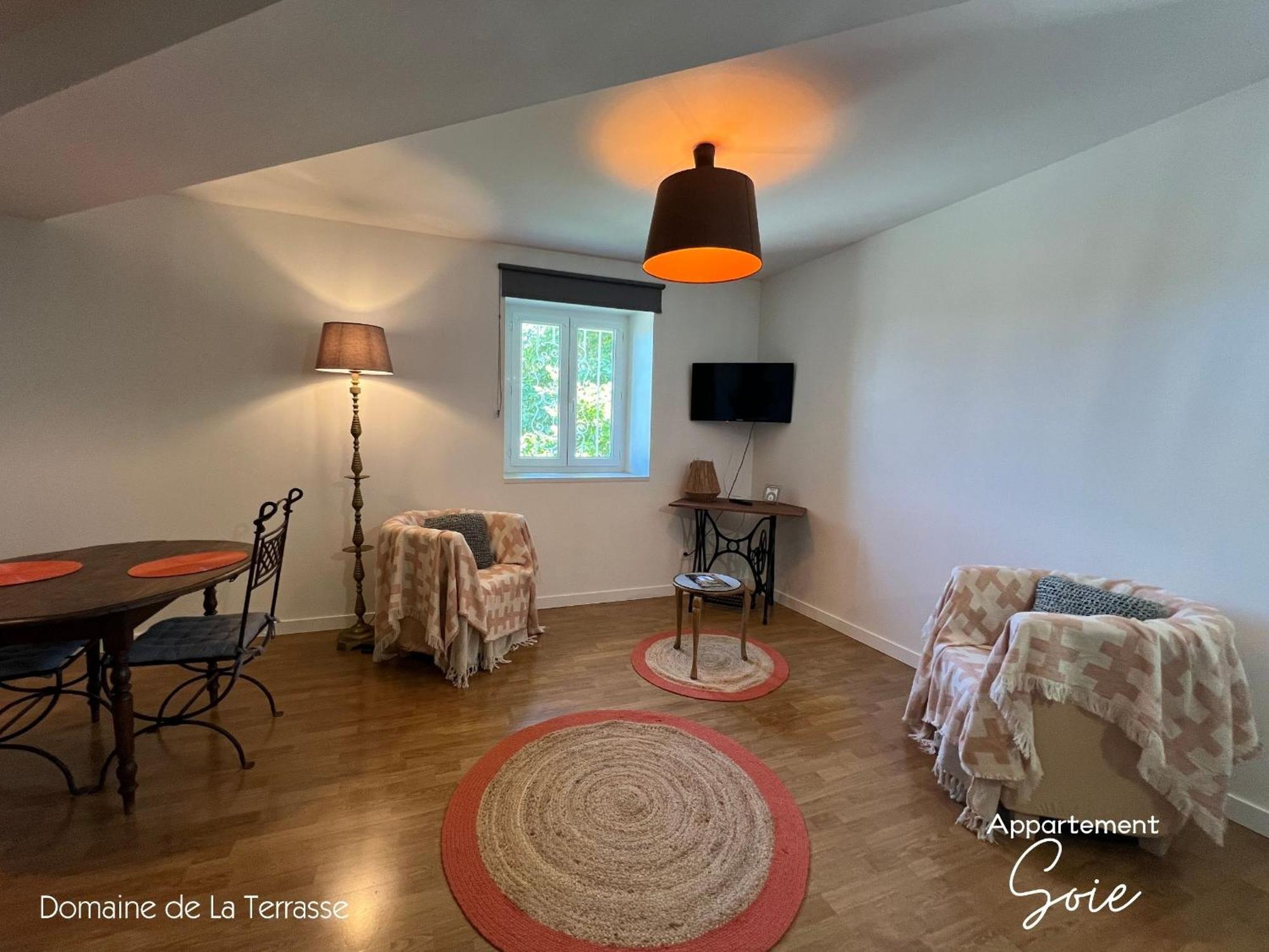 Domaine De La Terrasse Apartment Carbonne Luaran gambar